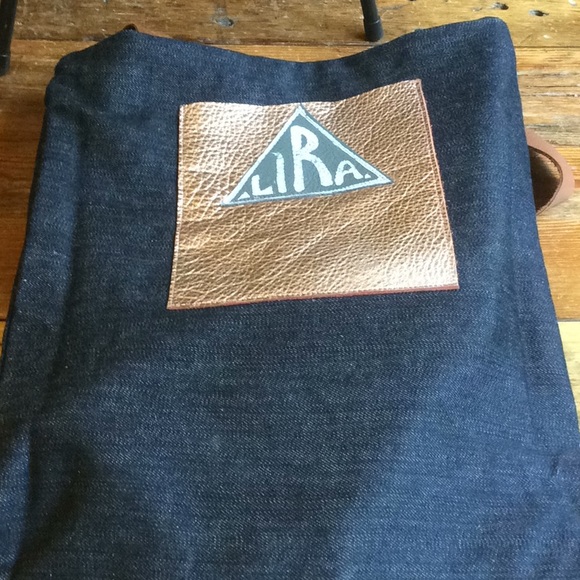 LIRA Patchwork Leather Tote - Picture 4 of 7